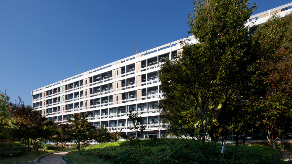 Photo of Main Research Building