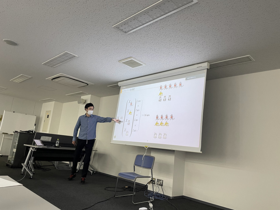 Ryosuke Iritani gave a scientific outreach talk at Mathcafe on May 14, 2023 image