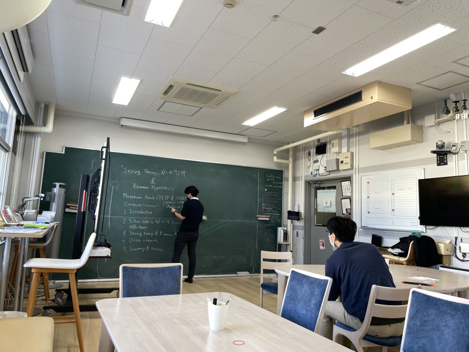 Math-Phys Seminar by Dr. Masazumi Honda on February 16, 2023 image